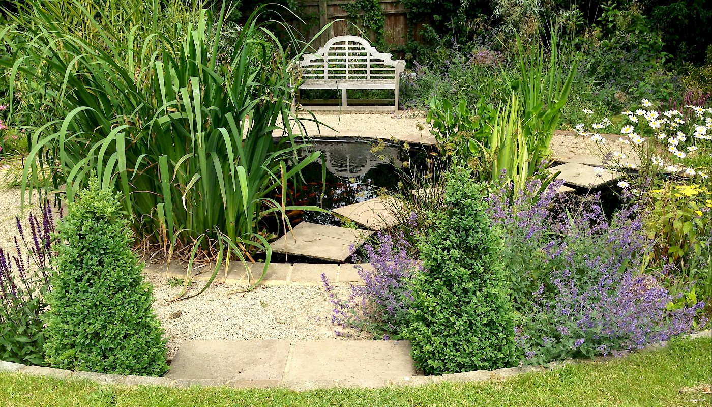 Large Country Garden